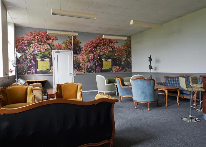 Den Gamle Skole Ho Bugt *